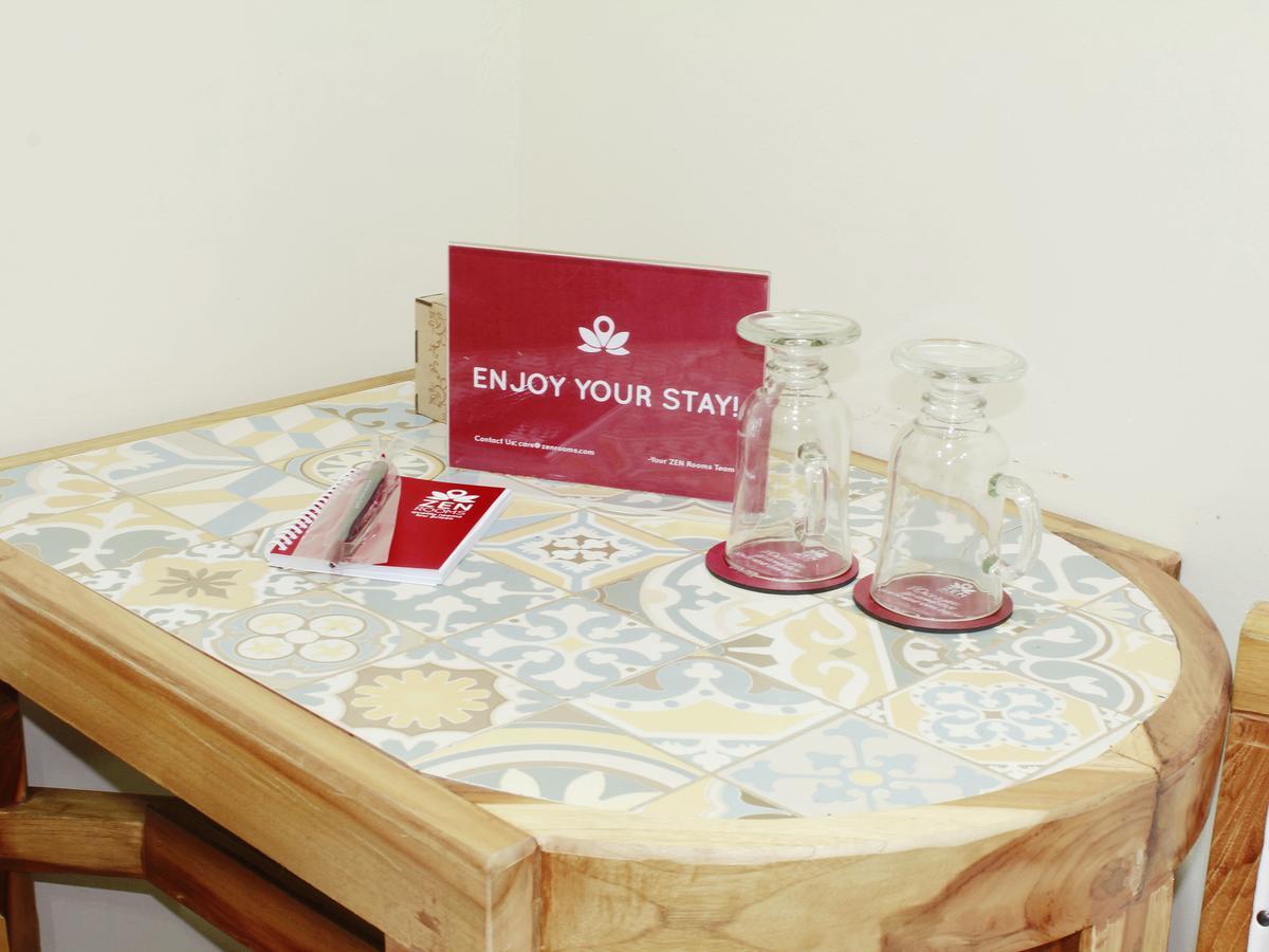 Zen Rooms Cassa Dua Pasteur Bandung Buitenkant foto