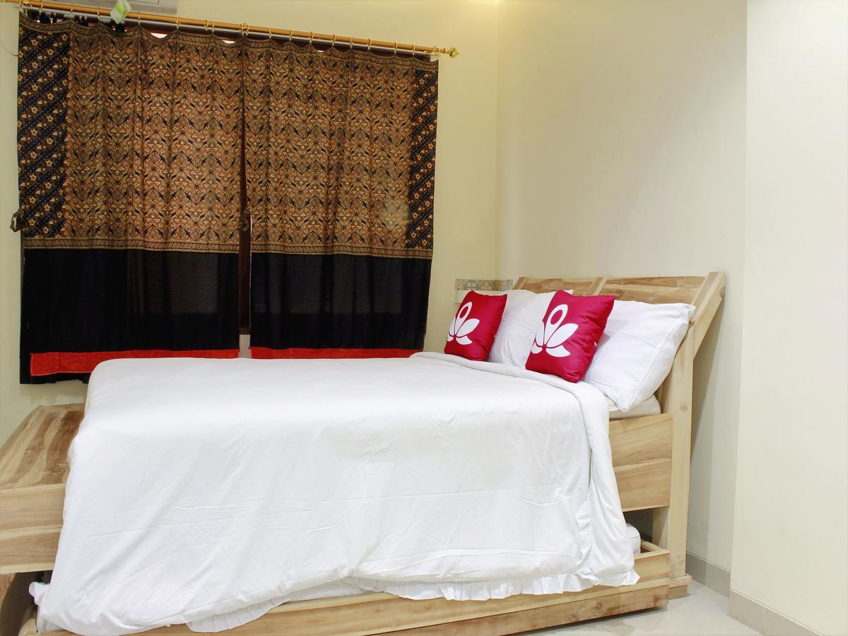 Zen Rooms Cassa Dua Pasteur Bandung Buitenkant foto